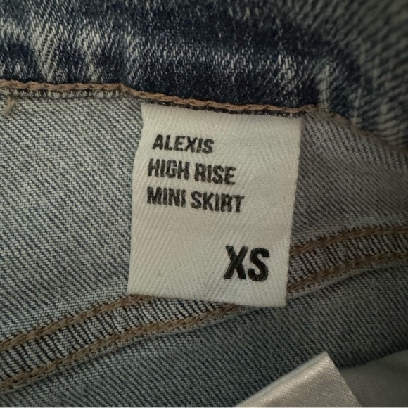 ✨3/$20✨ Eunina Light Wash Blue Alexis High Rise Mini Jean Skirt. Button Fly. XS - Picture 4 of 11